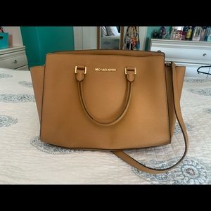 Michael Kors Medium Tote Bag